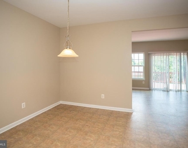 10246 Whitworth Lane - Photo Thumbnail 22