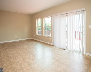 10246 Whitworth Lane - Photo Thumbnail 28