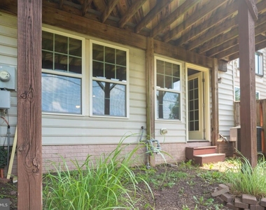 10246 Whitworth Lane - Photo Thumbnail 11