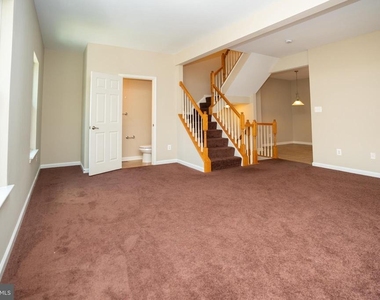 10246 Whitworth Lane - Photo Thumbnail 21