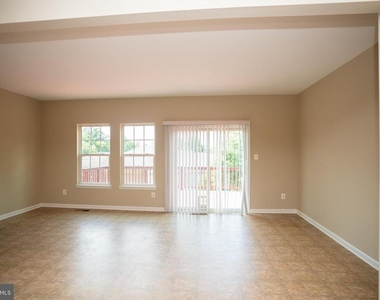 10246 Whitworth Lane - Photo Thumbnail 30