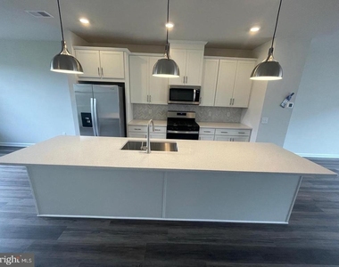 9389 Barnes Loop - Photo Thumbnail 1