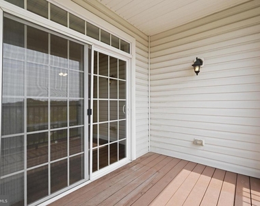 9202 Charleston Drive - Photo Thumbnail 23