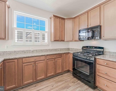 42235 San Juan Terrace - Photo Thumbnail 5