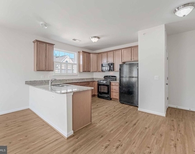 42235 San Juan Terrace - Photo Thumbnail 11