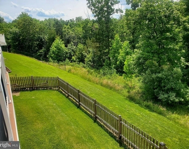 20950 Ashburn Heights Drive - Photo Thumbnail 10