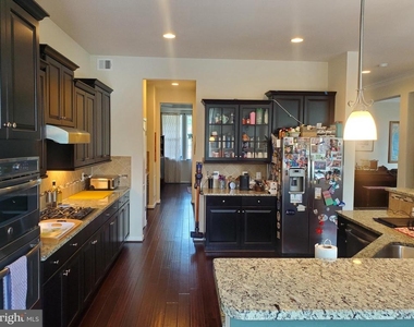 20950 Ashburn Heights Drive - Photo Thumbnail 2