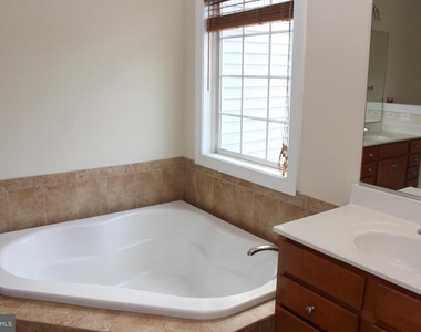 42751 Puller Terrace - Photo Thumbnail 21