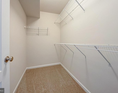 22635 Norwalk Square - Photo Thumbnail 23