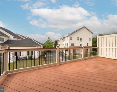 22635 Norwalk Square - Photo Thumbnail 19