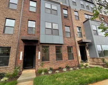 43805 Middleway Terrace - Photo Thumbnail 37