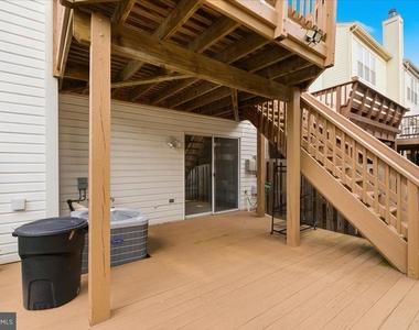 21028 Coach House Square - Photo Thumbnail 26