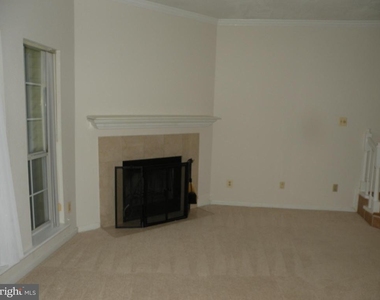 662 Gateway Drive Se - Photo Thumbnail 1