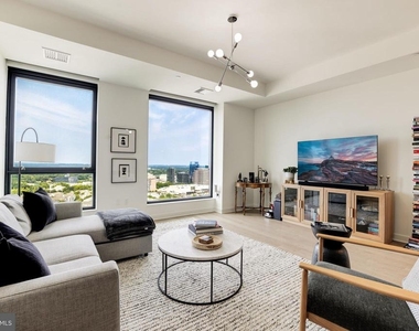 1650 Silver Hill Drive - Photo Thumbnail 4