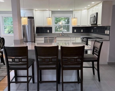 9101 Wildwood Street - Photo Thumbnail 8