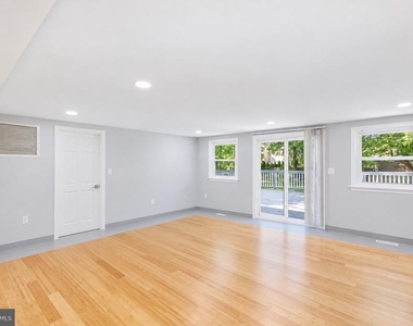 9101 Wildwood Street - Photo Thumbnail 1