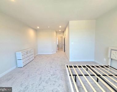 4528 Dandelion Loop - Photo Thumbnail 25
