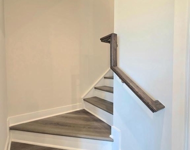 4528 Dandelion Loop - Photo Thumbnail 9