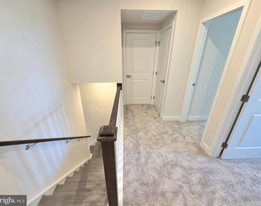 4528 Dandelion Loop - Photo Thumbnail 10