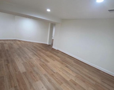 9929 Barnsbury Court - Photo Thumbnail 22