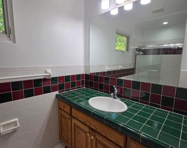 9929 Barnsbury Court - Photo Thumbnail 18