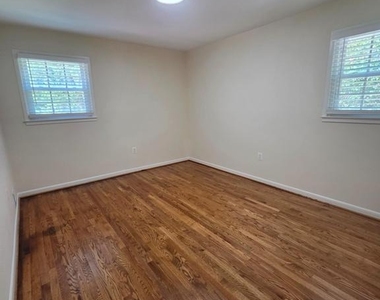 9929 Barnsbury Court - Photo Thumbnail 16