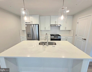 4540 Dandelion Loop - Photo Thumbnail 21
