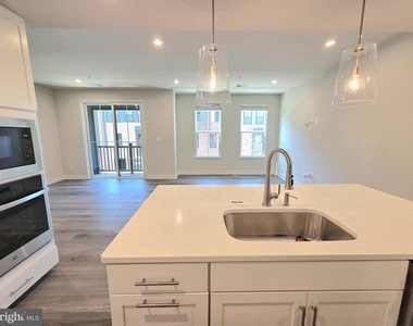 4540 Dandelion Loop - Photo Thumbnail 15