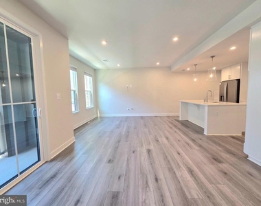 4540 Dandelion Loop - Photo Thumbnail 18