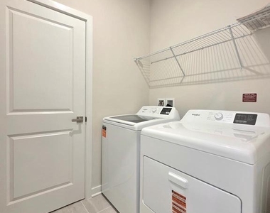 4540 Dandelion Loop - Photo Thumbnail 35