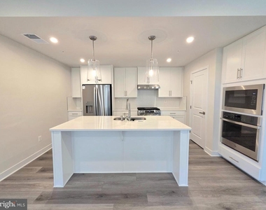 4540 Dandelion Loop - Photo Thumbnail 9
