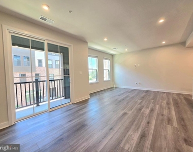 4540 Dandelion Loop - Photo Thumbnail 17