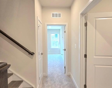 4540 Dandelion Loop - Photo Thumbnail 28