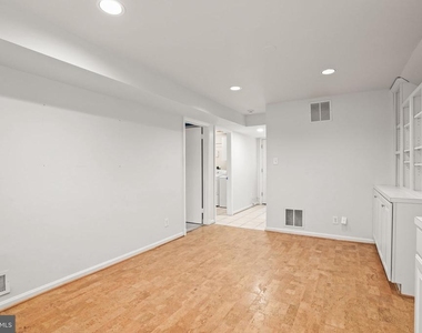1415 Mayflower Drive - Photo Thumbnail 22