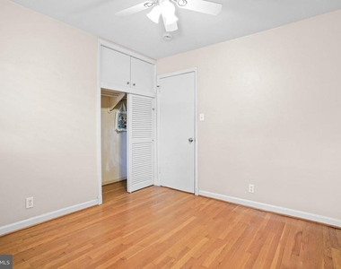 1415 Mayflower Drive - Photo Thumbnail 18