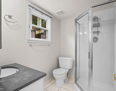 1415 Mayflower Drive - Photo Thumbnail 28