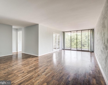11400 Washington Plaza W - Photo Thumbnail 3