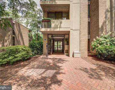 11400 Washington Plaza W - Photo Thumbnail 5