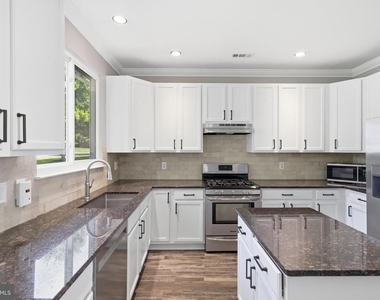 5106 Ballycastle Circle - Photo Thumbnail 15