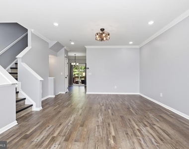 5106 Ballycastle Circle - Photo Thumbnail 11