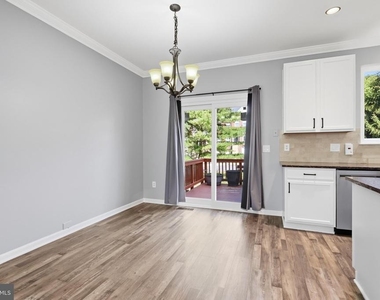 5106 Ballycastle Circle - Photo Thumbnail 12