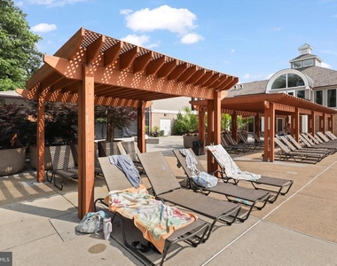 5106 Ballycastle Circle - Photo Thumbnail 36