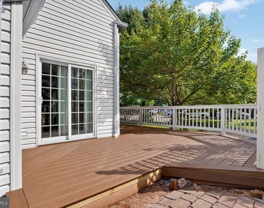 3414 Doe Run Court - Photo Thumbnail 4
