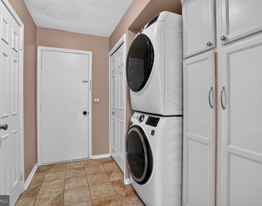 3414 Doe Run Court - Photo Thumbnail 20