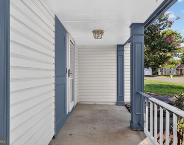3414 Doe Run Court - Photo Thumbnail 2