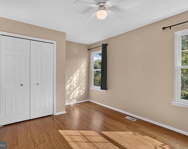 3414 Doe Run Court - Photo Thumbnail 13