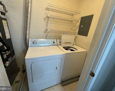 12103 Greenwood Court - Photo Thumbnail 21