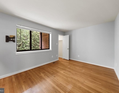 3725 Madison Lane - Photo Thumbnail 6