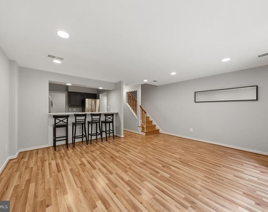 3725 Madison Lane - Photo Thumbnail 9