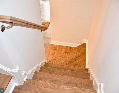 2263 Woodland Gap Terrace - Photo Thumbnail 16